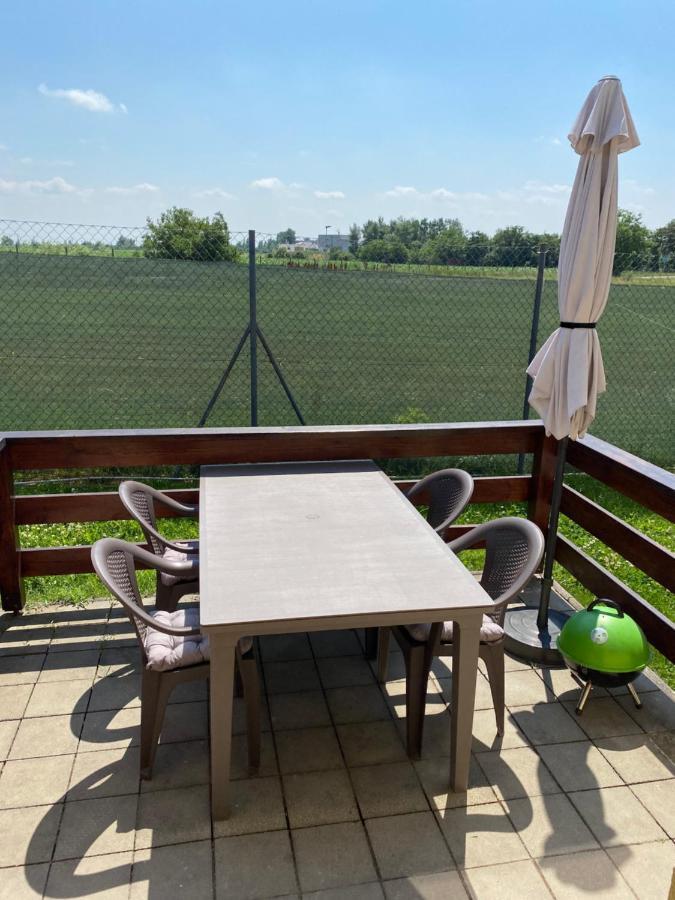 Apartman Delfin Senec Exterior photo